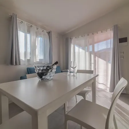 Campeggio Costabella Bungalows *